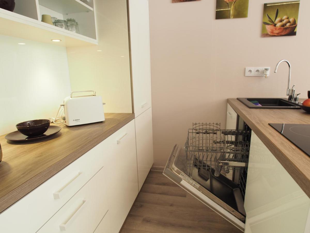 Grand-Tourist Apartments K2004 Simple Rest กดัญสก์ ภายนอก รูปภาพ